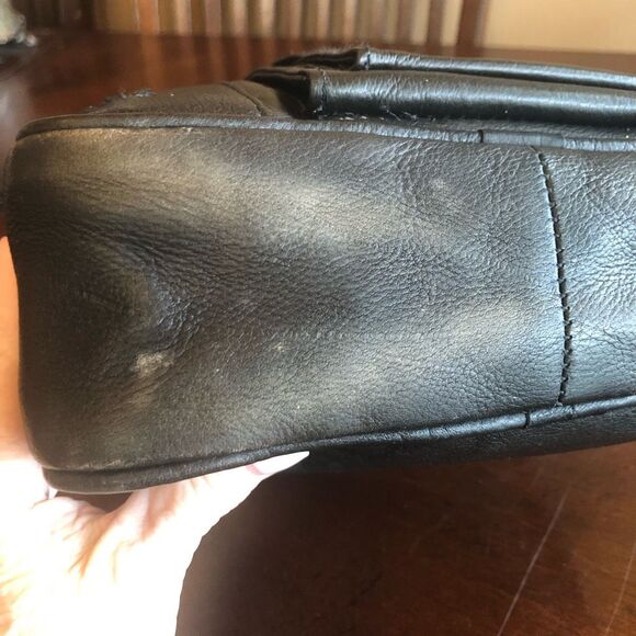 UNISEX LEATHER - Utilitarian Black All-Leather Bag w/Multi Compartments - Picture 13 of 15